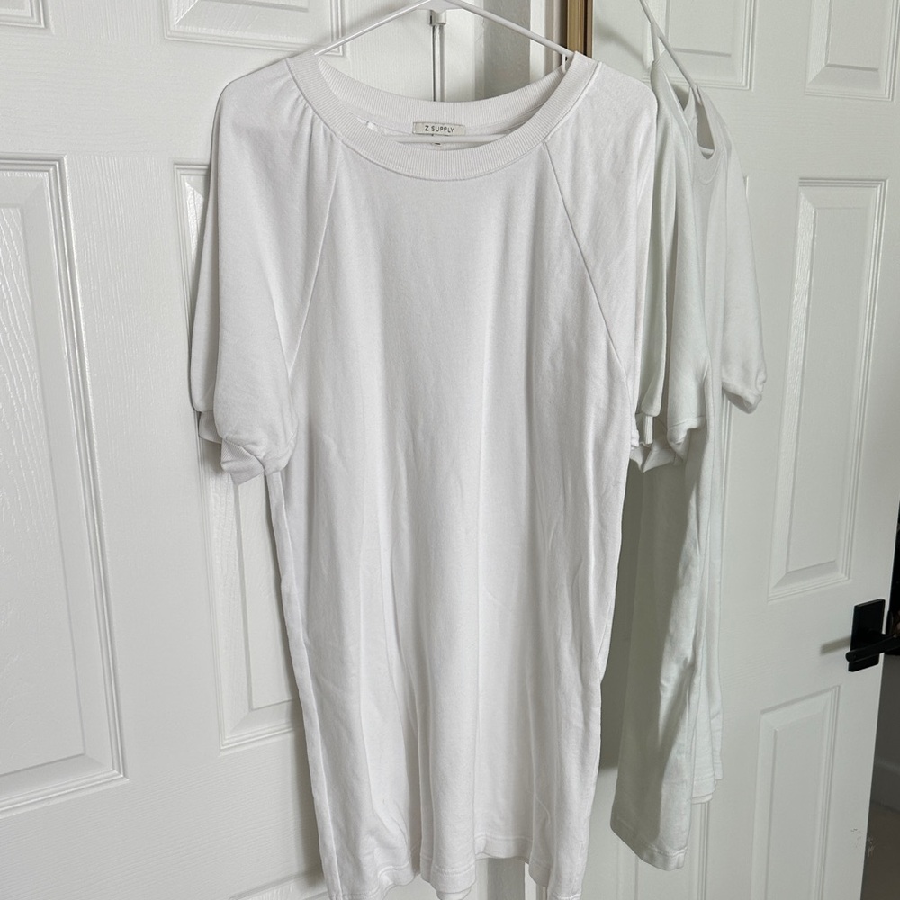 Z Supply White sweater puff sleeved mini